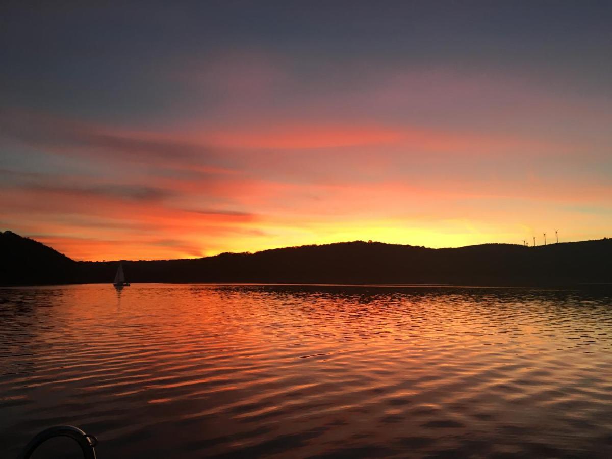 Natur Panorama Suiten Am Rursee Heimbach Exterior foto